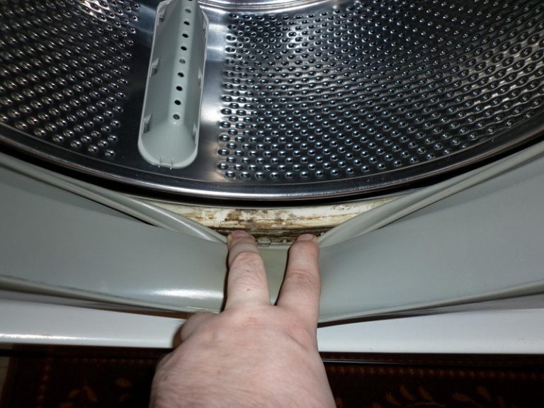 Effective Cleaning Solution To Prolong The Life Of Your Washing Machine