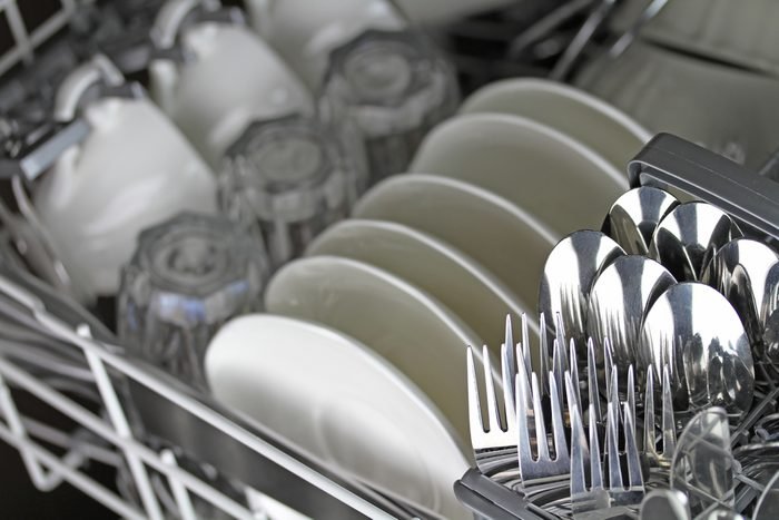Read more about the article 5 Tricks to Make Your Old Dishwasher Perform Like New